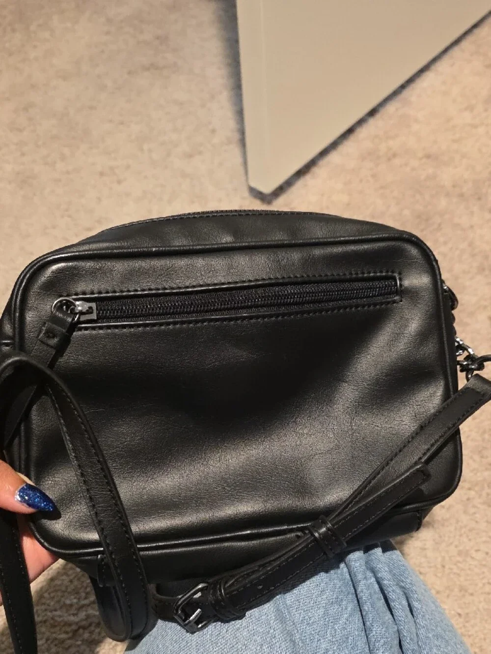 Simply Vera Vera Wang Black Leather Crossbody Messenger with Chain Strap